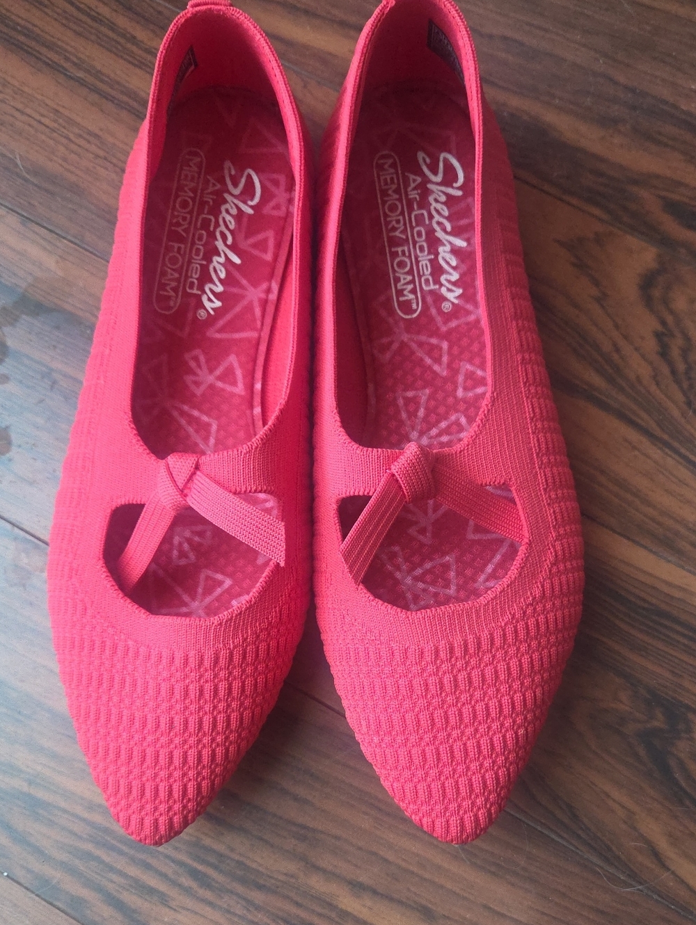 Skechers Women's Hot Pink Knit Pointed-Toe Flats with Bow Accent